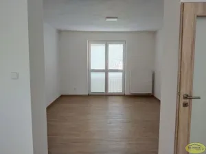Pronájem bytu 2+1, Hulín, Wolkerova, 54 m2