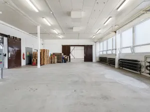 Prodej kanceláře, Brno - Slatina, Hviezdoslavova, 1514 m2