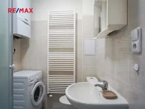 Pronájem bytu 1+1, Praha - Vinohrady, Velehradská, 40 m2