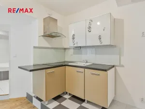 Prodej bytu 2+kk, Praha - Podolí, Podolská, 44 m2