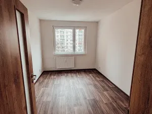 Pronájem bytu 3+1, Liberec, Dobiášova, 74 m2