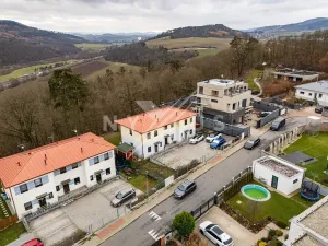 Prodej bytu 3+kk, Králův Dvůr, Větrná, 80 m2