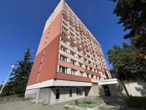 Pronájem bytu 1+kk, Brno - Lesná, Halasovo náměstí, 21 m2