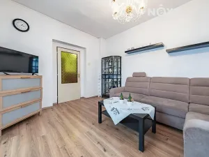 Prodej rodinného domu, Petrohrad, 102 m2