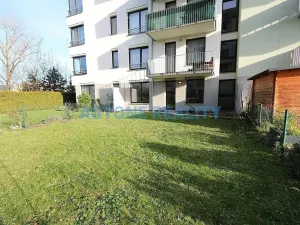 Pronájem bytu 2+kk, Praha - Vysočany, Sousedíkova, 60 m2