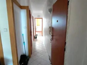 Prodej bytu 3+1, Praha - Horní Počernice, Lhotská, 73 m2