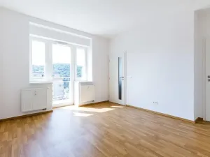 Pronájem bytu 2+1, Praha - Smíchov, Podbělohorská, 41 m2