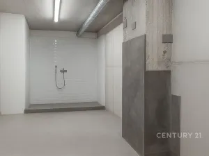 Pronájem bytu 1+kk, Praha, Kolbenova, 33 m2