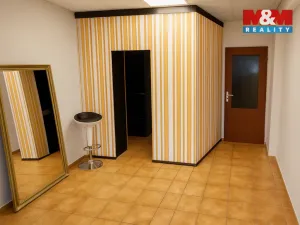 Pronájem obchodního prostoru, Kladno, J. Hory, 20 m2