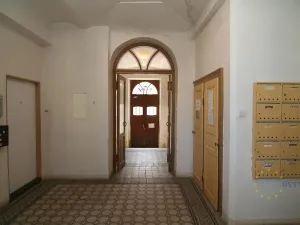 Pronájem bytu 2+kk, Praha - Nusle, Svatoslavova, 43 m2