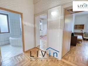 Pronájem bytu 3+kk, Olomouc, Husitská, 77 m2