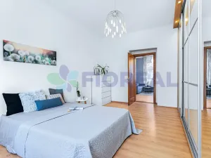 Prodej bytu 2+kk, Praha - Holešovice, U Uranie, 69 m2