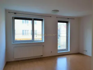 Pronájem bytu 1+kk, Brno - Žabovřesky, Minská, 29 m2