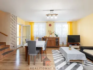 Pronájem rodinného domu, Horoušany, Na Svahu, 133 m2