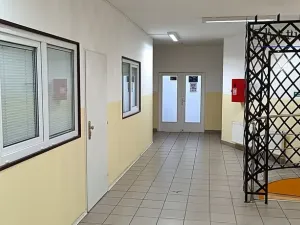 Pronájem obchodního prostoru, Přerov, tř. Gen. Janouška, 12 m2