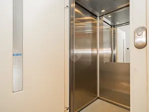 Pronájem bytu 3+1, Praha - Holešovice, Milady Horákové, 100 m2