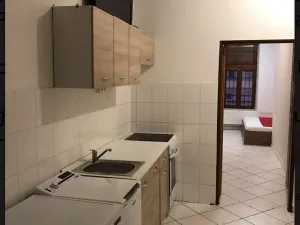 Pronájem bytu 2+kk, Praha, 50 m2