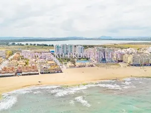 Prodej bytu 3+kk, Torrevieja, Španělsko, 66 m2