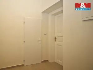 Pronájem bytu 1+1, Praha - Žižkov, Hartigova, 34 m2