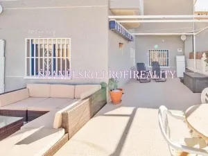 Prodej bytu 4+kk, Torrevieja, Španělsko, 61 m2