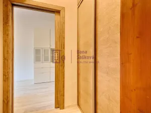 Pronájem bytu 1+kk, Jindřichův Hradec, Kostelní, 36 m2