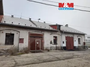 Pronájem zemědělského objektu, Lešná, 379 m2