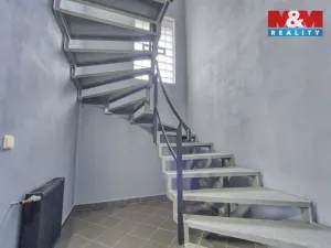 Prodej obchodního prostoru, Stružná, 216 m2