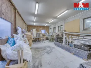 Prodej obchodního prostoru, Stružná, 216 m2