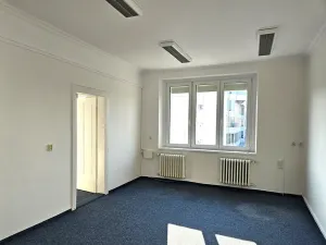 Pronájem kanceláře, Praha - Dejvice, Velflíkova, 47 m2