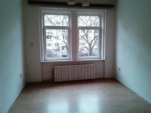 Pronájem bytu 1+kk, Teplice, U Červeného kostela, 30 m2