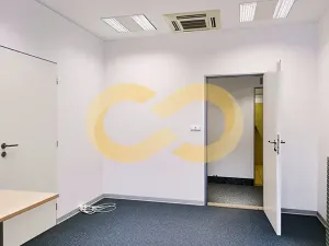 Pronájem kanceláře, Písek, Alšovo nám., 200 m2