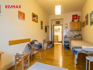 Prodej bytu 2+kk, Praha - Vršovice, Černomořská, 52 m2