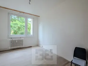 Prodej bytu 2+kk, Praha - Řepy, Bazovského, 44 m2