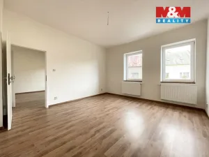 Pronájem bytu 2+1, Chomutov, Šafaříkova, 55 m2