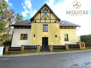 Pronájem bytu 4+kk, Liberec, Stroupežnického, 111 m2