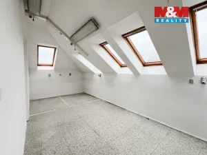 Prodej obchodního prostoru, Katovice, Kolářova, 400 m2