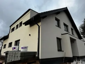 Pronájem bytu 2+kk, Jesenice, Hlavní, 56 m2