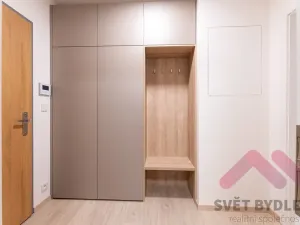 Pronájem bytu 2+kk, Praha - Řepy, Laudova, 60 m2