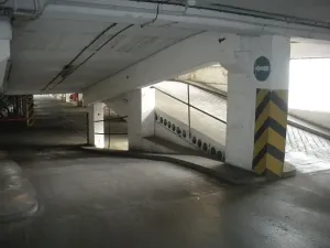 Pronájem garáže, Praha - Střížkov, Lovosická, 15 m2