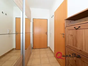 Pronájem bytu 1+kk, Praha - Košíře, Pod Kavalírkou, 30 m2