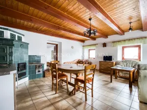 Prodej ubytování, Nová Pec, 330 m2