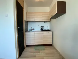 Prodej bytu 1+kk, Praha - Háje, Hlavatého, 27 m2