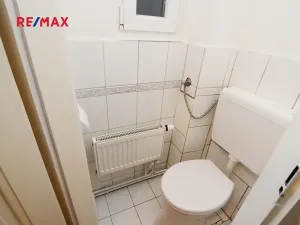 Pronájem bytu 2+1, Praha - Libeň, V mezihoří, 56 m2