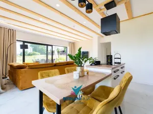 Prodej rodinného domu, Bystřany, 284 m2