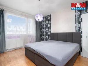 Prodej bytu 3+1, Teplice - Trnovany, Antala Staška, 81 m2