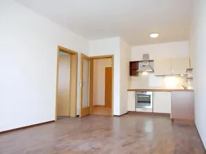 Prodej bytu 2+kk, Praha - Dolní Měcholupy, Kryšpínova, 46 m2