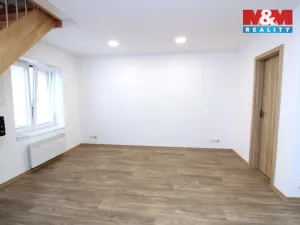Pronájem kanceláře, Měšice, Revoluční, 43 m2