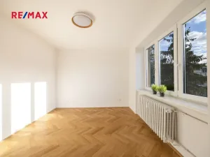 Pronájem bytu 3+1, Praha - Dejvice, Mydlářka, 55 m2