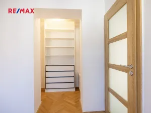 Pronájem bytu 3+1, Praha - Dejvice, Mydlářka, 55 m2