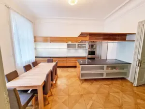 Pronájem bytu 3+1, Praha - Nové Město, Jungmannovo náměstí, 129 m2